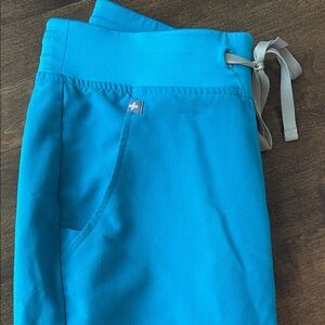 Women’s Figs Joggers